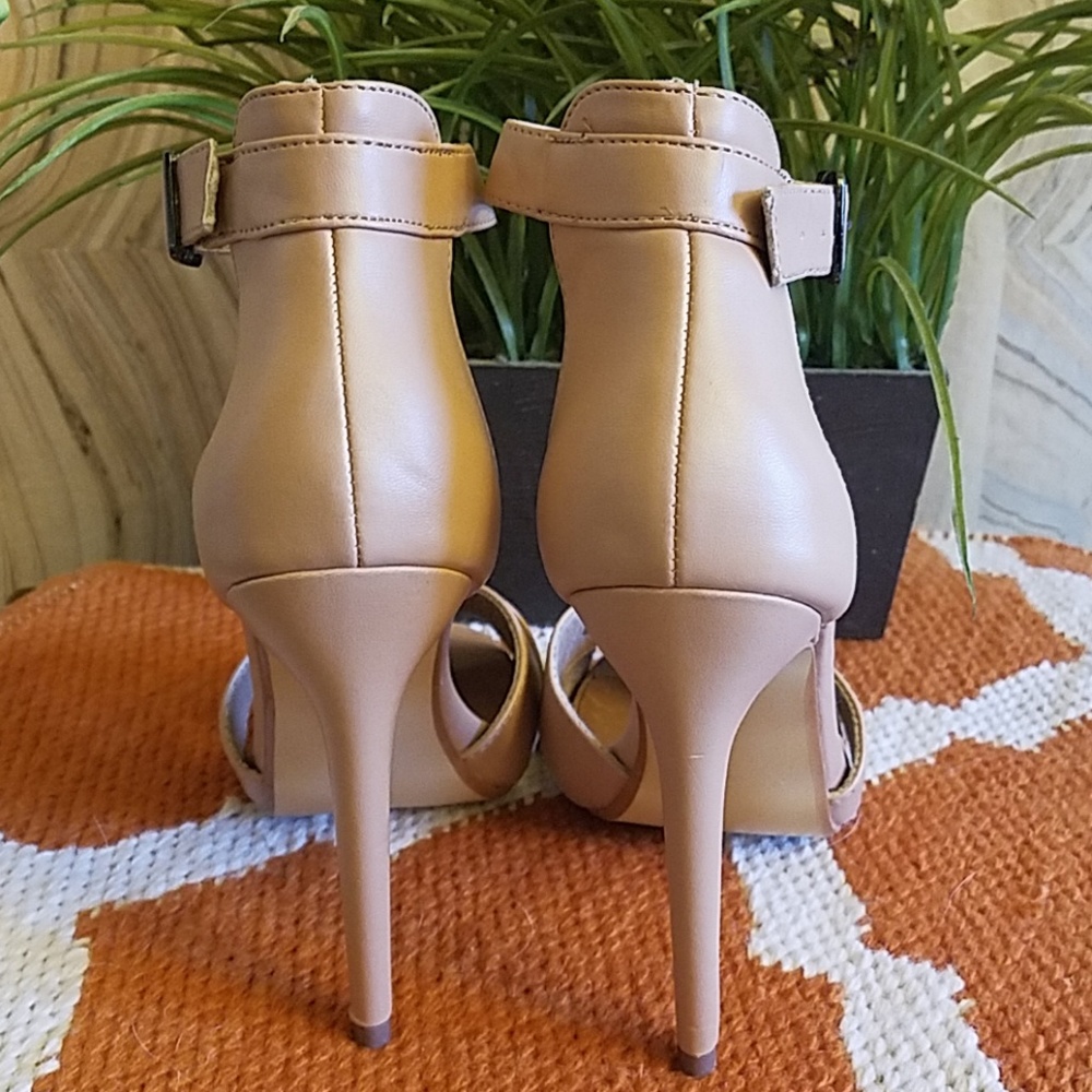 Steve Madden Open Toe Blush Nude Heels - Picture 3 of 5